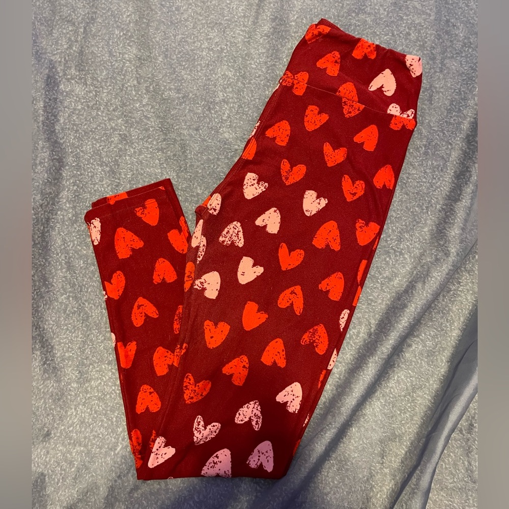 LuLaRoe Heart Print Leggings